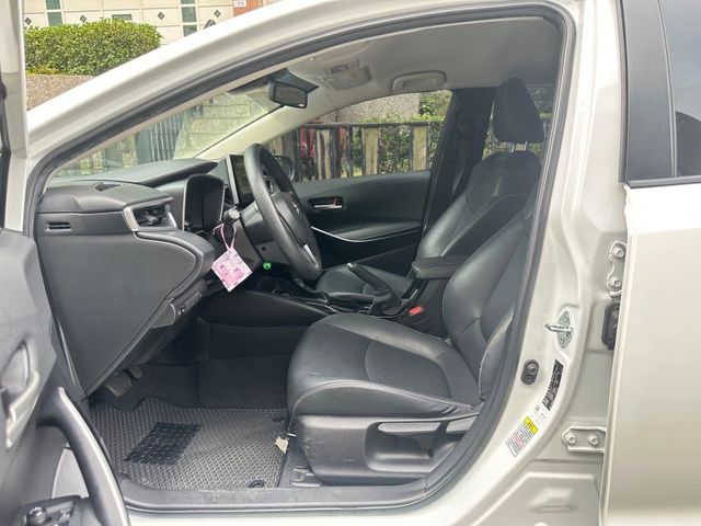 Toyota ALTIS  第7張相片