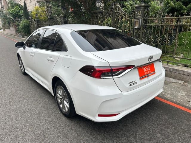 Toyota ALTIS  第5張相片