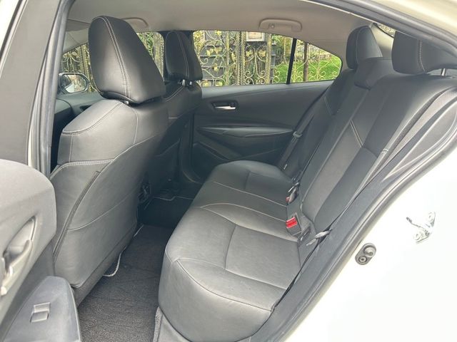 Toyota ALTIS  第9張相片