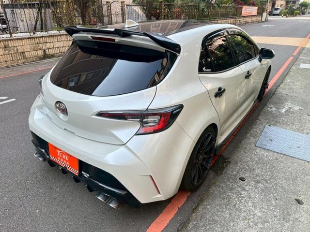Toyota Auris  第4張相片