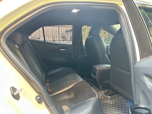 Toyota Auris  第10張相片