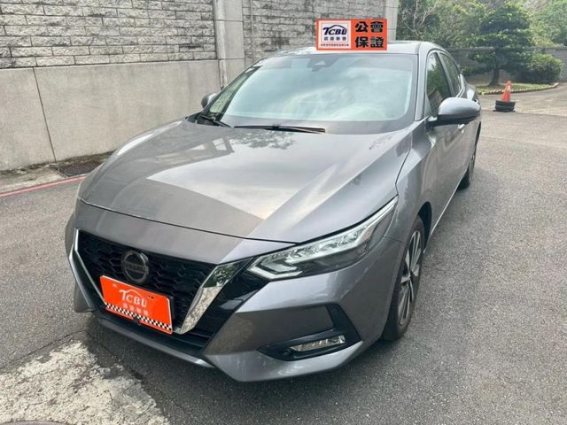 Nissan Sentra  第1張相片