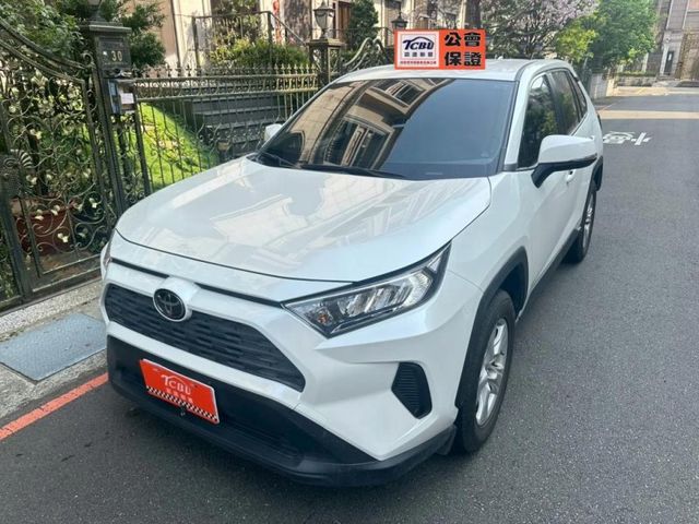 Toyota RAV4  第1張相片
