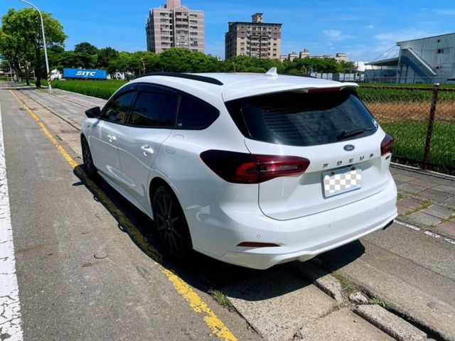 2023  FOCUS wogan ST-line vignale版 跑1萬 原版件  第3張相片