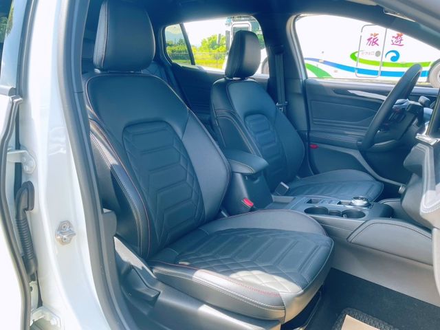 2023  FOCUS wogan ST-line vignale版 跑1萬 原版件  第6張相片