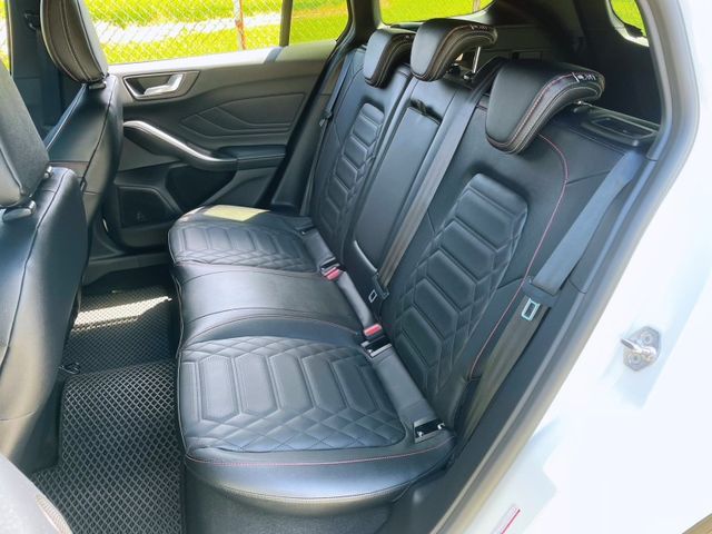 2023  FOCUS wogan ST-line vignale版 跑1萬 原版件  第8張相片