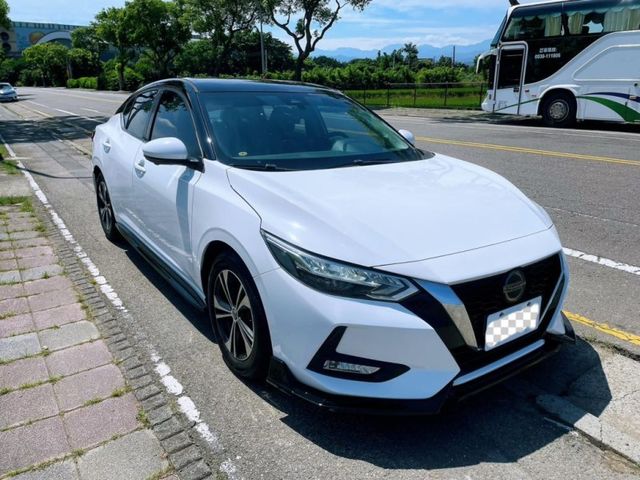 2021 SENTRA 尊爵版 小改裝 黑屋頂  第2張相片