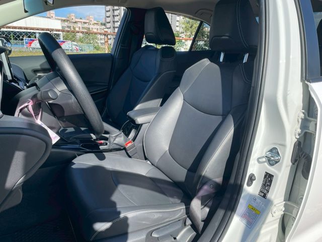 Toyota ALTIS  第8張相片