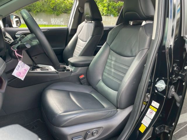 Toyota RAV4  第5張相片