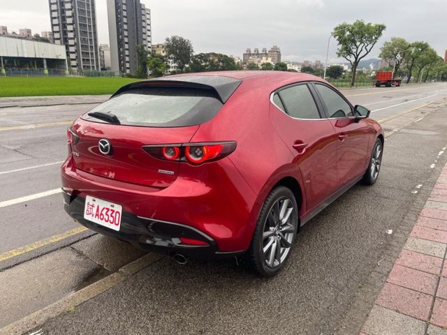 Mazda Mazda3  第8張相片