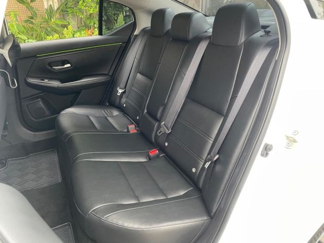 Nissan Sentra  第1張相片
