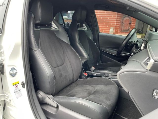Toyota Auris  第4張相片