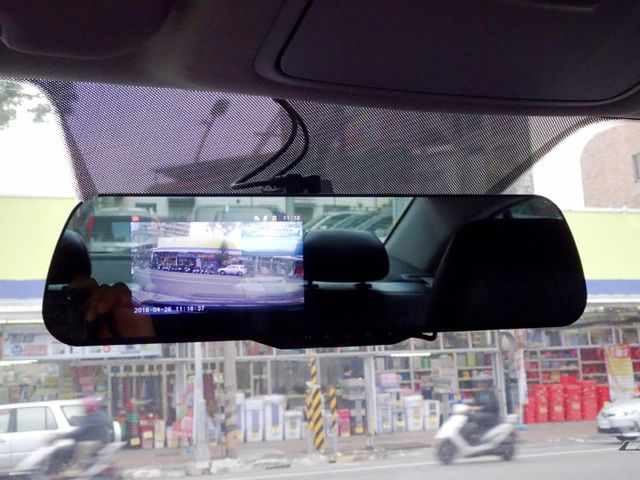 柴油.渦輪~大馬力 省油 省稅~盲點 定速 雙區恆溫 多媒體影音 全額貸  第14張相片