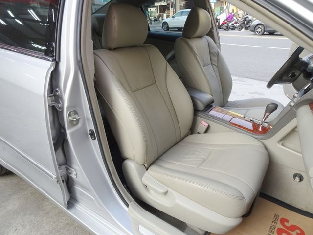 CAMRY  第10張相片