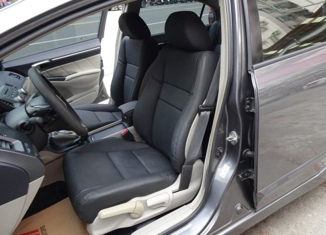 漂亮代步車 車況佳  第8張相片