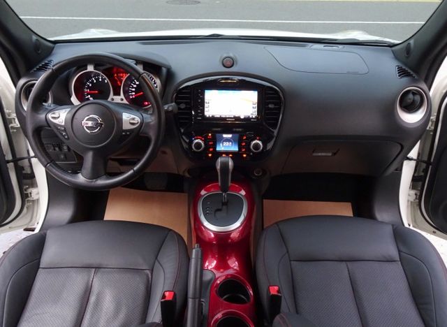 4WD渦輪奔放天窗版~原廠導航.電視.倒車顯影 免鑰匙 HID頭燈 駕駛模式選擇 前後停車雷達  第7張相片