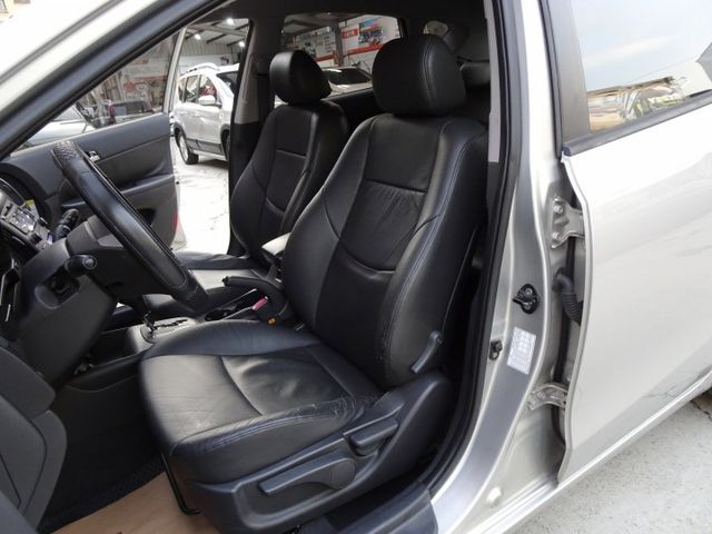 I30 HATCHBACK  第9張相片