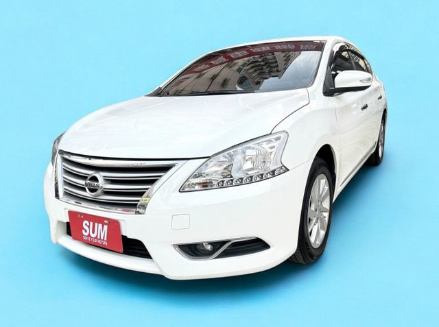 豪華影音版~免鑰匙啟動 定速 雙區恆溫 360環景.導航.電視.倒車顯影 胎壓偵測 原版件 全額貸  第1張相片