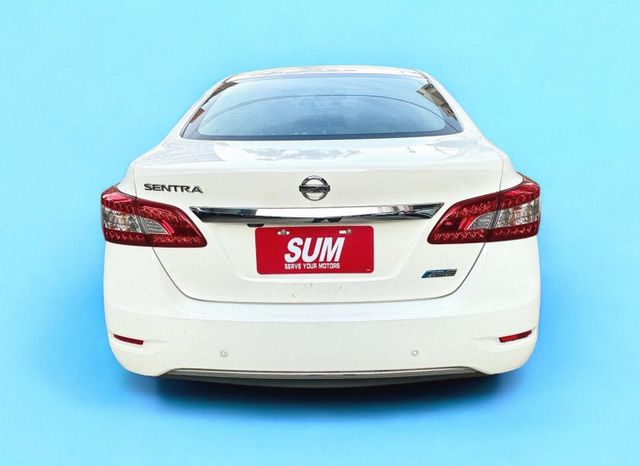 豪華影音版~免鑰匙啟動 定速 雙區恆溫 360環景.導航.電視.倒車顯影 胎壓偵測 原版件 全額貸  第6張相片