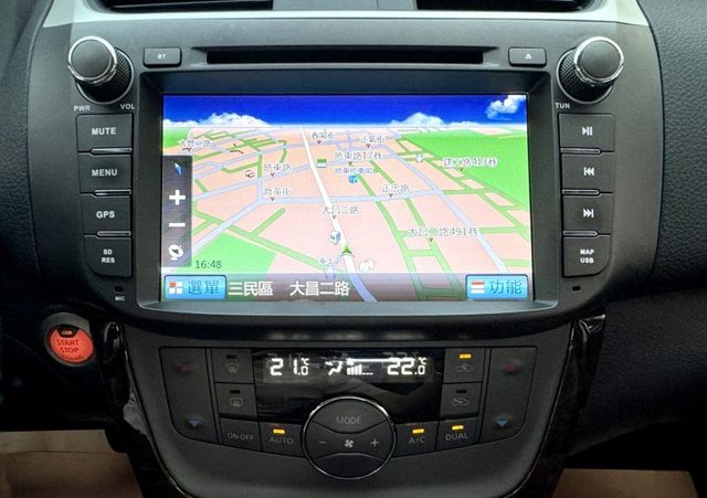 豪華影音版~免鑰匙啟動 定速 雙區恆溫 360環景.導航.電視.倒車顯影 胎壓偵測 原版件 全額貸  第10張相片