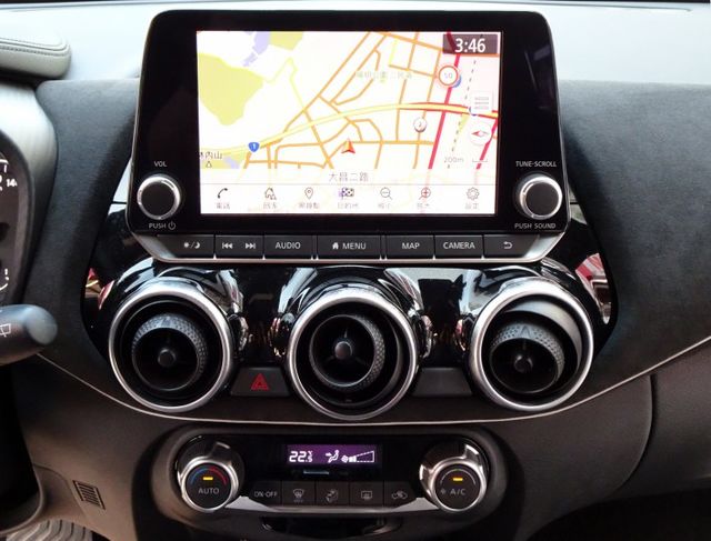 駕趣享樂版~只跑3萬 選配麂皮內裝 BOSE音響 360環景.導航 盲點 LED頭燈 換檔撥片 全額貸  第7張相片