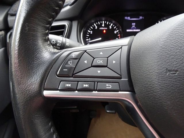 360環景影像 衛星導航 定速巡航 盲點偵測 免鑰匙起動 雙區恆溫空調 胎壓偵測 原版件 全額貸  第11張相片