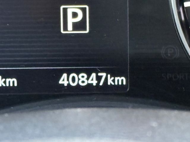 小改款~LED頭燈 定速 自動跟車 主動煞停 電子手煞車 免鑰匙啟動  Apple CarPlay 原版件 全額貸  第10張相片