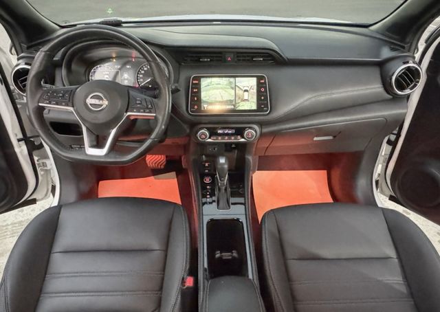 旗艦版~原廠影音.360環景 盲點偵測 自動跟車 LED頭燈 電子手煞車 全額貸  第7張相片