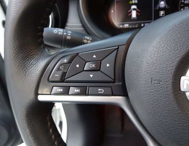 旗艦版~原廠影音.360環景 盲點偵測 自動跟車 LED頭燈 電子手煞車 全額貸  第9張相片