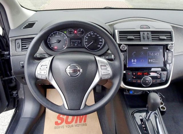 豪華版~原廠影音.導航.倒車顯影 定速 雙區恆溫 i-key 胎壓偵測 全額貸  第7張相片