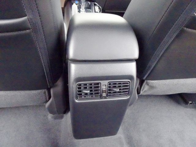 豪華版~原廠影音.導航.倒車顯影 定速 雙區恆溫 i-key 胎壓偵測 全額貸  第15張相片