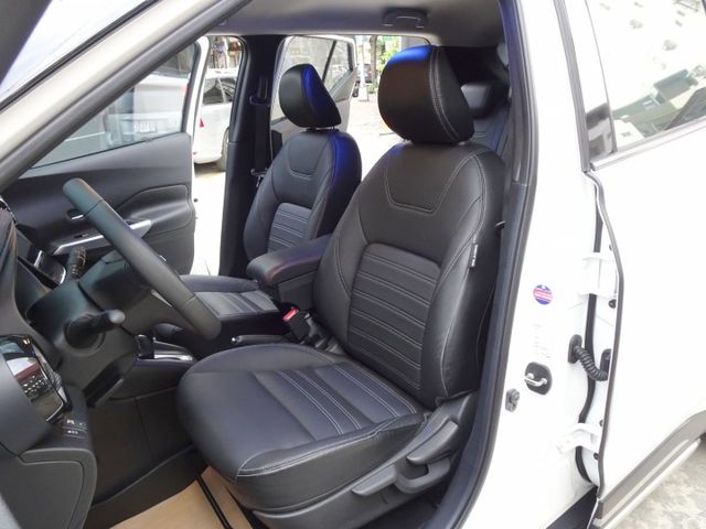 智行旗艦版~只跑2萬公里(里程保證)~LED頭燈 原廠多媒體影音.360環景 盲點 定速 恆溫 免鑰匙 原版件 全額貸  第14張相片