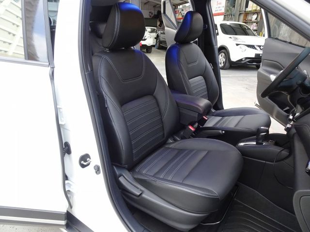 智行旗艦版~只跑2萬公里(里程保證)~LED頭燈 原廠多媒體影音.360環景 盲點 定速 恆溫 免鑰匙 原版件 全額貸  第15張相片