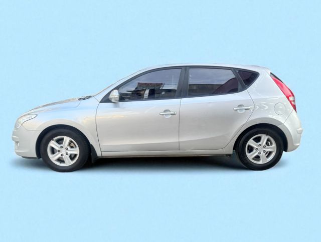 I30 HATCHBACK  第3張相片
