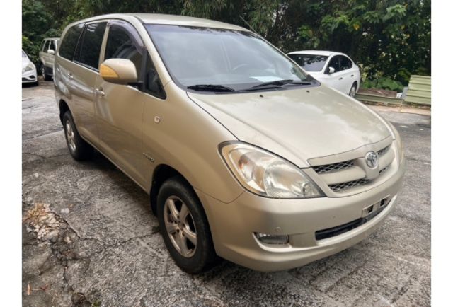 Toyota INNOVA  第2張相片