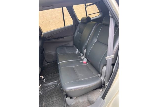 Toyota INNOVA  第7張相片