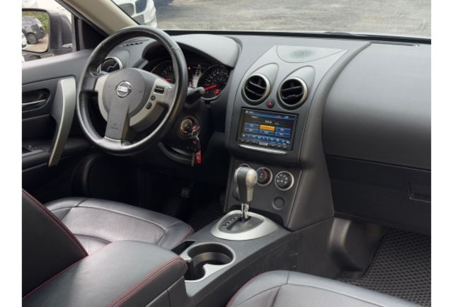 Nissan ROGUE  第8張相片