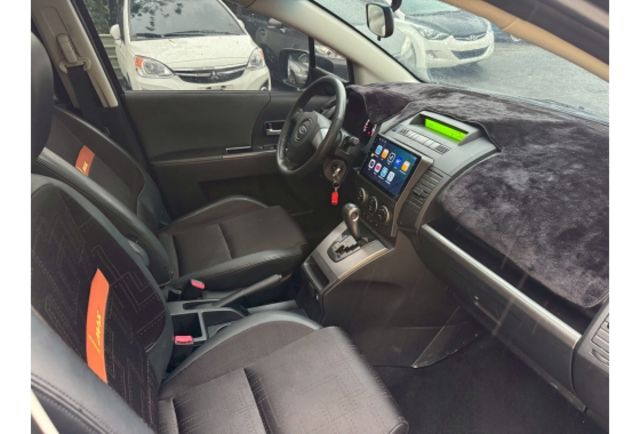 Ford I-MAX  第7張相片