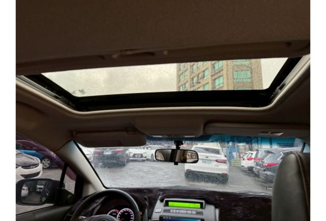 Ford I-MAX  第8張相片