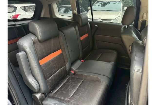 Ford I-MAX  第9張相片