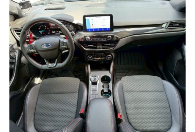 Ford FOCUS ST  第12張相片