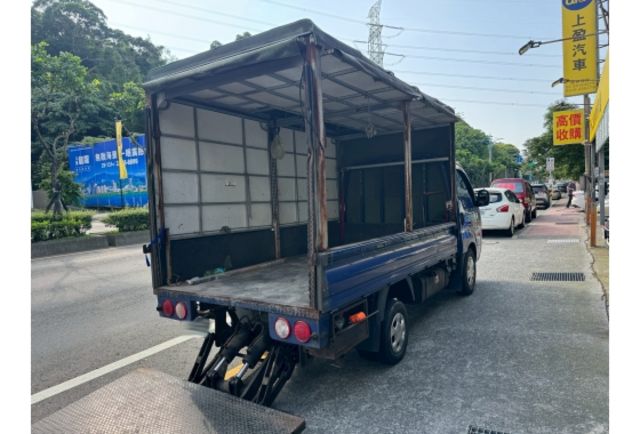 蓬式 升降尾門  第7張相片