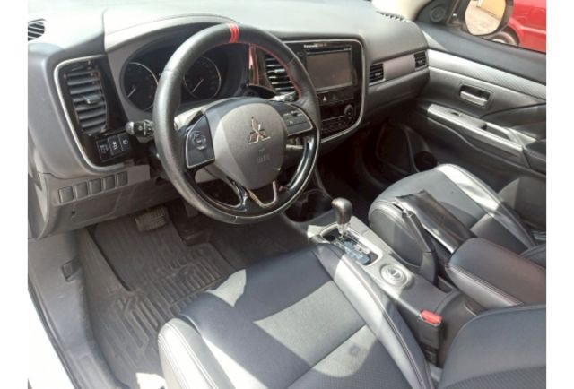 Mitsubishi OUTLANDER  第5張相片