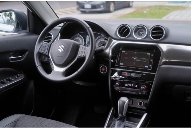 Suzuki VITARA  第9張相片