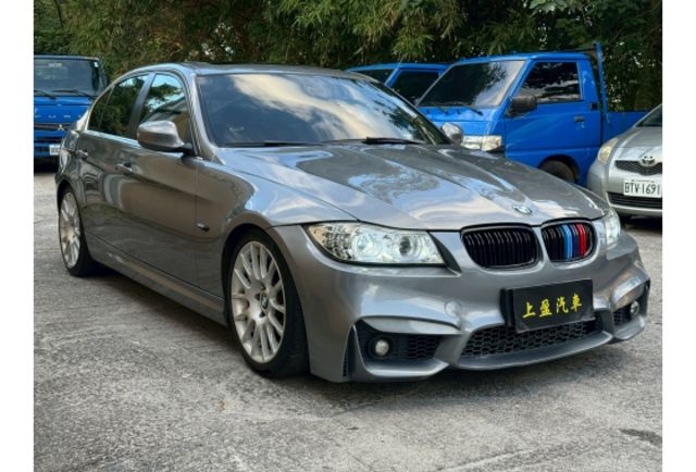 BMW 323I  第2張相片