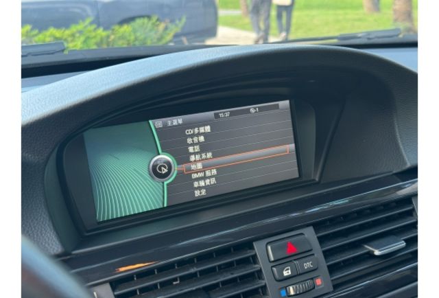 BMW 323I  第9張相片