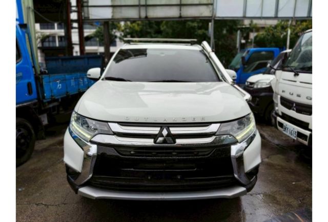 Mitsubishi OUTLANDER  第2張相片