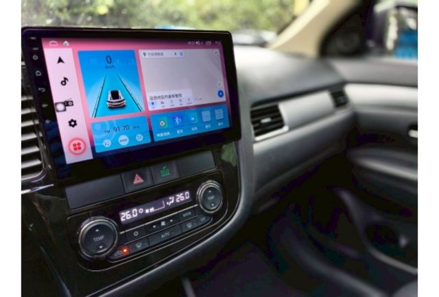 Mitsubishi OUTLANDER  第9張相片