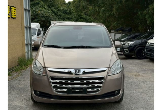 LUXGEN 7 MPV  第2張相片