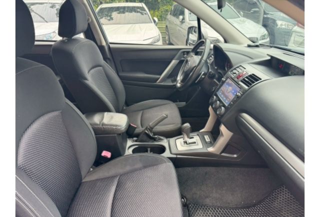 Subaru FORESTER  第7張相片